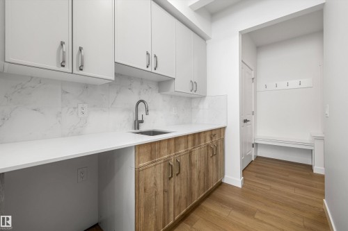 73 Sumac Close, Fort Saskatchewan, AB - Indoor Photo Showing Kitchen