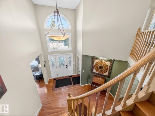 220 Ronning Close, Edmonton, AB - Indoor Photo Showing Other Room