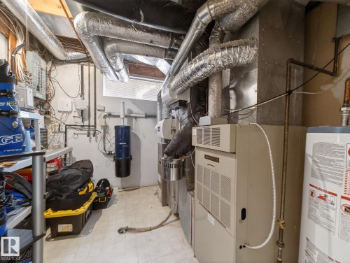 220 Ronning Close, Edmonton, AB - Indoor Photo Showing Basement