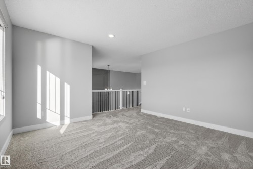 1523 Darby Bay, Edmonton, AB - Indoor Photo Showing Other Room
