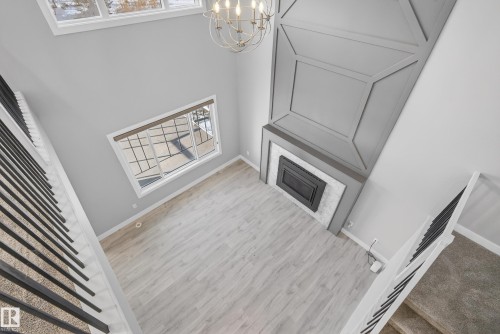 1523 Darby Bay, Edmonton, AB - Indoor Photo Showing Other Room