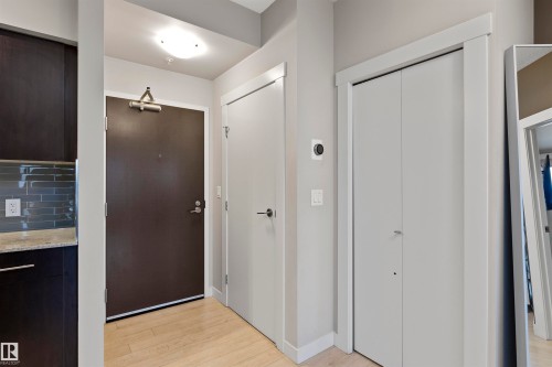 905 10226 104 Street, Edmonton, AB - Indoor Photo Showing Other Room