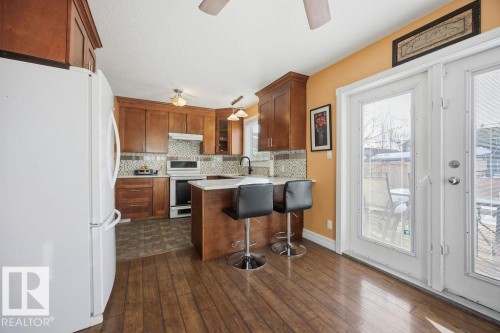 12212 95A Street, Edmonton, AB - Indoor Photo Showing Kitchen