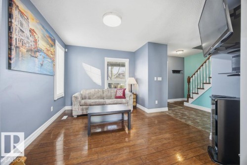 12212 95A Street, Edmonton, AB - Indoor