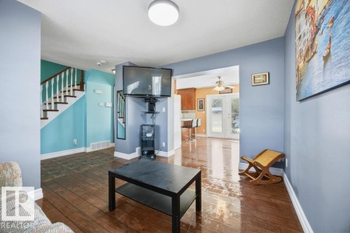 12212 95A Street, Edmonton, AB - Indoor