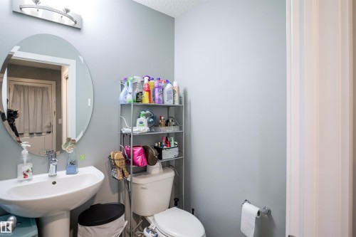 4027 3 Street Nw, Edmonton, AB - Indoor Photo Showing Bathroom