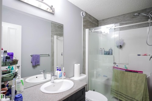 4027 3 Street Nw, Edmonton, AB - Indoor Photo Showing Bathroom