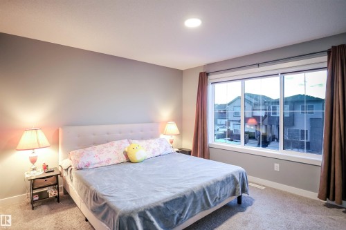 4027 3 Street Nw, Edmonton, AB - Indoor Photo Showing Bedroom