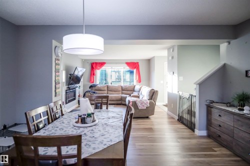 4027 3 Street Nw, Edmonton, AB - Indoor Photo Showing Dining Room