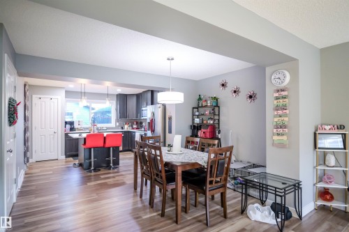 4027 3 Street Nw, Edmonton, AB - Indoor Photo Showing Dining Room