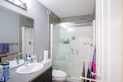 4027 3 Street Nw, Edmonton, AB - Indoor Photo Showing Bathroom