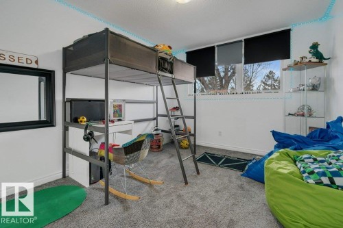 7611 141 Avenue Nw, Edmonton, AB - Indoor