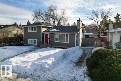 7611 141 Avenue Nw, Edmonton, AB - Outdoor With Facade