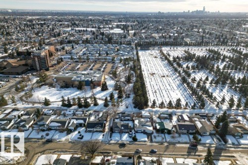 7611 141 Avenue Nw, Edmonton, AB - Outdoor With View