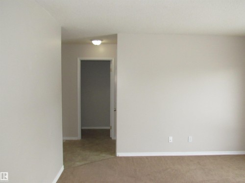 122 3308 113 Avenue, Edmonton, AB - Indoor Photo Showing Other Room