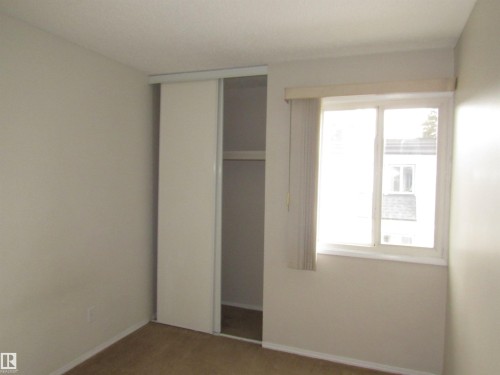 122 3308 113 Avenue, Edmonton, AB - Indoor Photo Showing Other Room