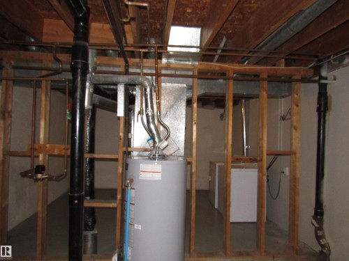 122 3308 113 Avenue, Edmonton, AB - Indoor Photo Showing Basement