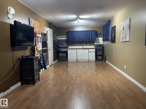 11844 96 Street, Edmonton, AB - Indoor