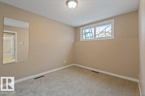 4 Granite Avenue, St. Albert, AB - Indoor Photo Showing Other Room