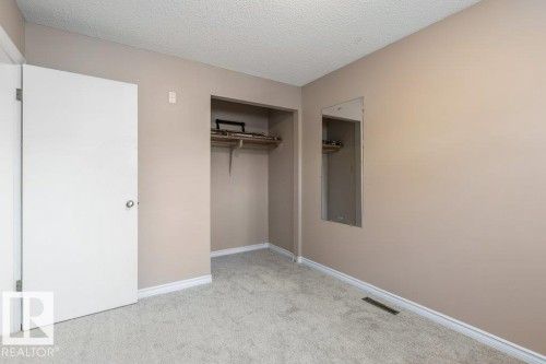 4 Granite Avenue, St. Albert, AB - Indoor Photo Showing Other Room