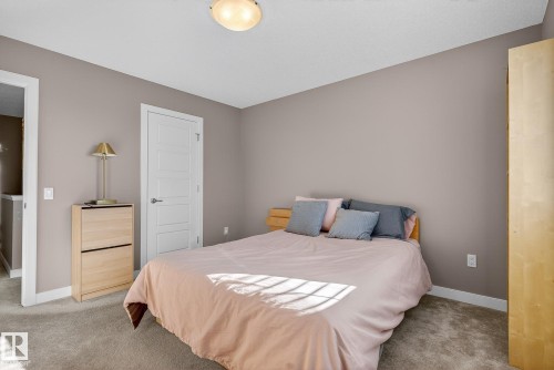 117 7293 South Terwillegar Drive, Edmonton, AB - Indoor Photo Showing Bedroom