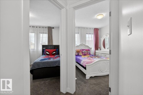 1472 33A Street, Edmonton, AB - Indoor Photo Showing Bedroom