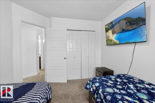 1472 33A Street, Edmonton, AB - Indoor Photo Showing Bedroom