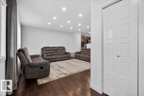 1472 33A Street, Edmonton, AB - Indoor