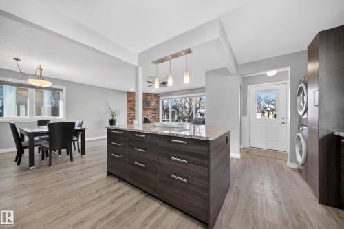 9521 109 Avenue, Edmonton, AB - Indoor