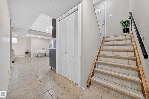 9521 109 Avenue, Edmonton, AB - Indoor Photo Showing Other Room