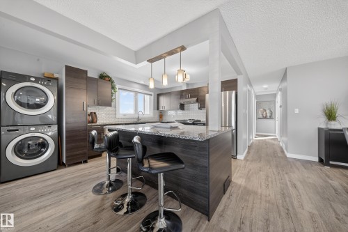 9521 109 Avenue, Edmonton, AB - Indoor Photo Showing Kitchen