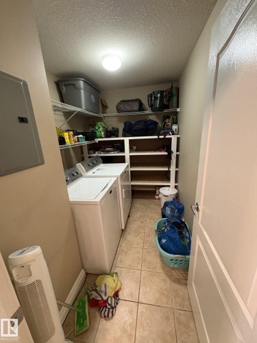 209 10116 80 Avenue, Edmonton, AB - Indoor Photo Showing Laundry Room