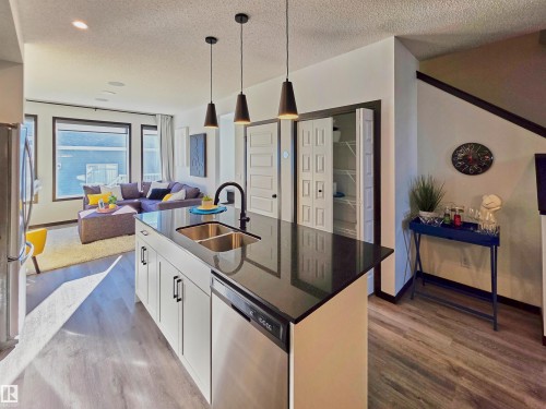 7015 52 Avenue, Beaumont, AB - Indoor Photo Showing Kitchen With Double Sink With Upgraded Kitchen