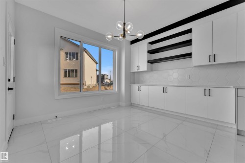 22815 80 Avenue, Edmonton, AB - Indoor