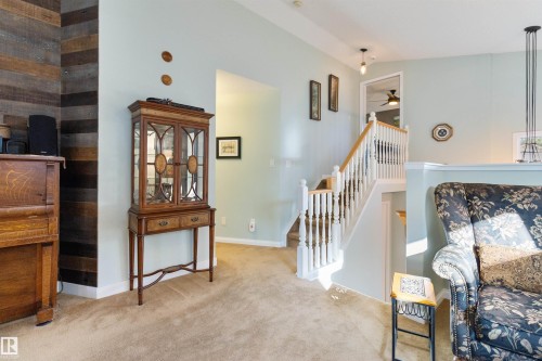 1717 Kensit Place, Edmonton, AB - Indoor Photo Showing Other Room
