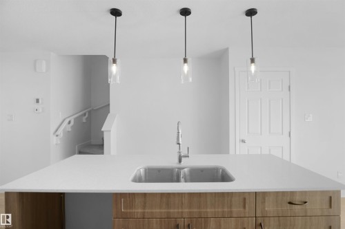 20935 16 Avenue, Edmonton, AB - Indoor Photo Showing Kitchen