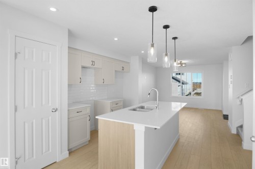 20935 16 Avenue, Edmonton, AB - Indoor Photo Showing Kitchen With Upgraded Kitchen