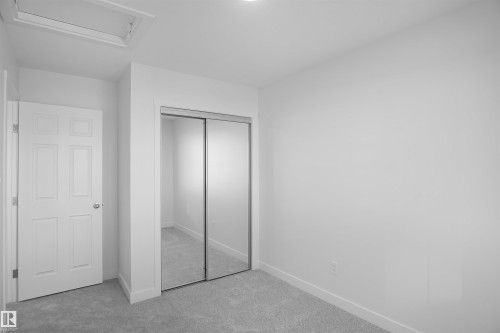 20935 16 Avenue, Edmonton, AB - Indoor Photo Showing Other Room