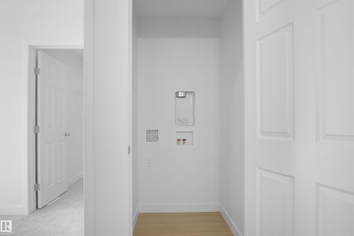 20935 16 Avenue, Edmonton, AB - Indoor Photo Showing Other Room