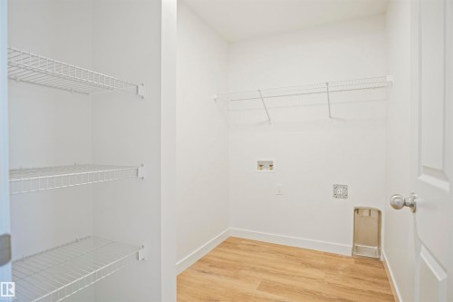 18955 28 Avenue, Edmonton, AB - Indoor With Storage