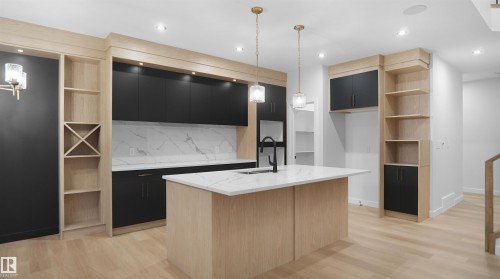 56 Meadowgrove Landing, Spruce Grove, AB - Indoor Photo Showing Kitchen