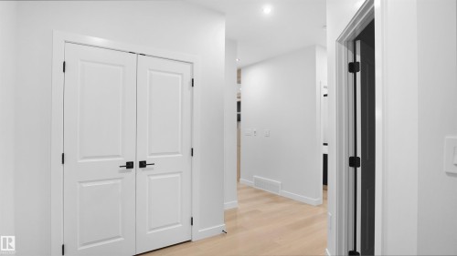 56 Meadowgrove Landing, Spruce Grove, AB - Indoor Photo Showing Other Room