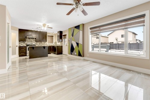 3232 27 Avenue, Edmonton, AB - Indoor