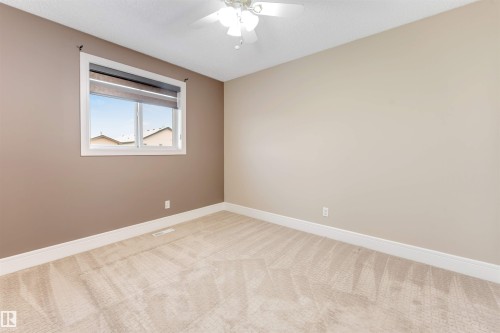 3232 27 Avenue, Edmonton, AB - Indoor Photo Showing Other Room