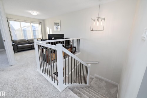 73 Garneau Gate, Spruce Grove, AB - Indoor Photo Showing Other Room