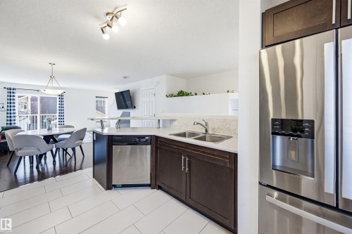 4944 Terwillegar Common, Edmonton, AB - Indoor Photo Showing Kitchen With Double Sink