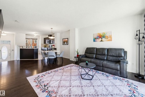 4944 Terwillegar Common, Edmonton, AB - Indoor Photo Showing Living Room