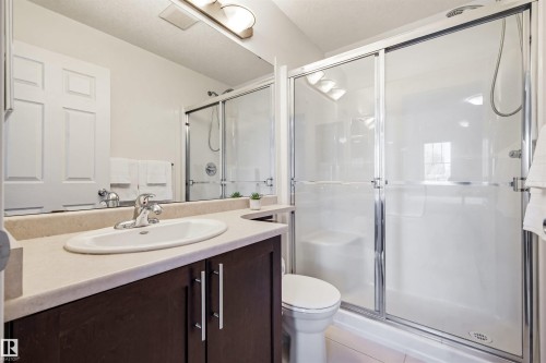 4944 Terwillegar Common, Edmonton, AB - Indoor Photo Showing Bathroom