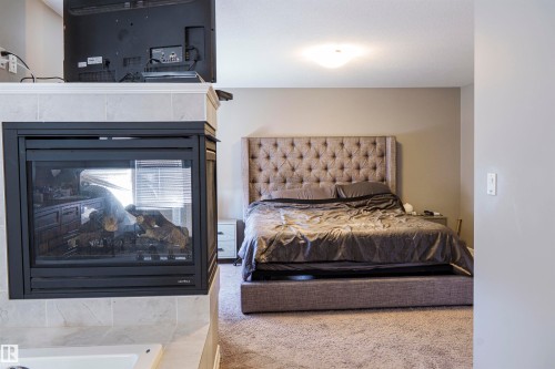 3307 Hilton Crescent, Edmonton, AB - Indoor Photo Showing Bedroom