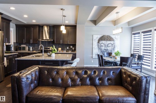 3307 Hilton Crescent, Edmonton, AB - Indoor